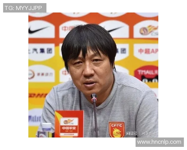 埃因霍温与阿尔克马尔激战正酣谁能在这场对决中笑到最后